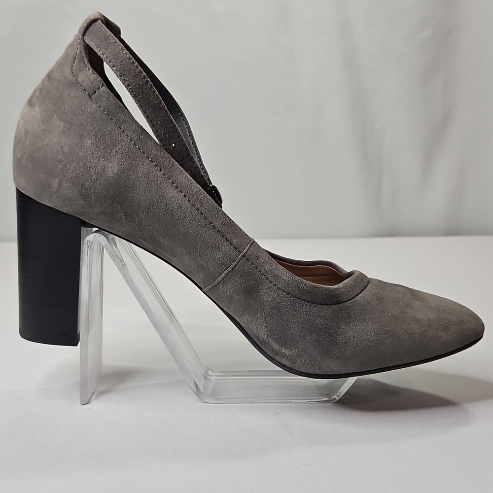 Clarks Artisan Chryssa Jana Grey Suede Pumps Size 10
